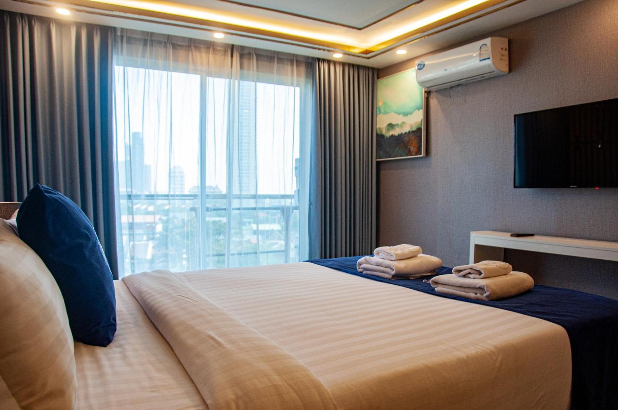 Ht9 Hotel Jomtien Beach Exterior photo